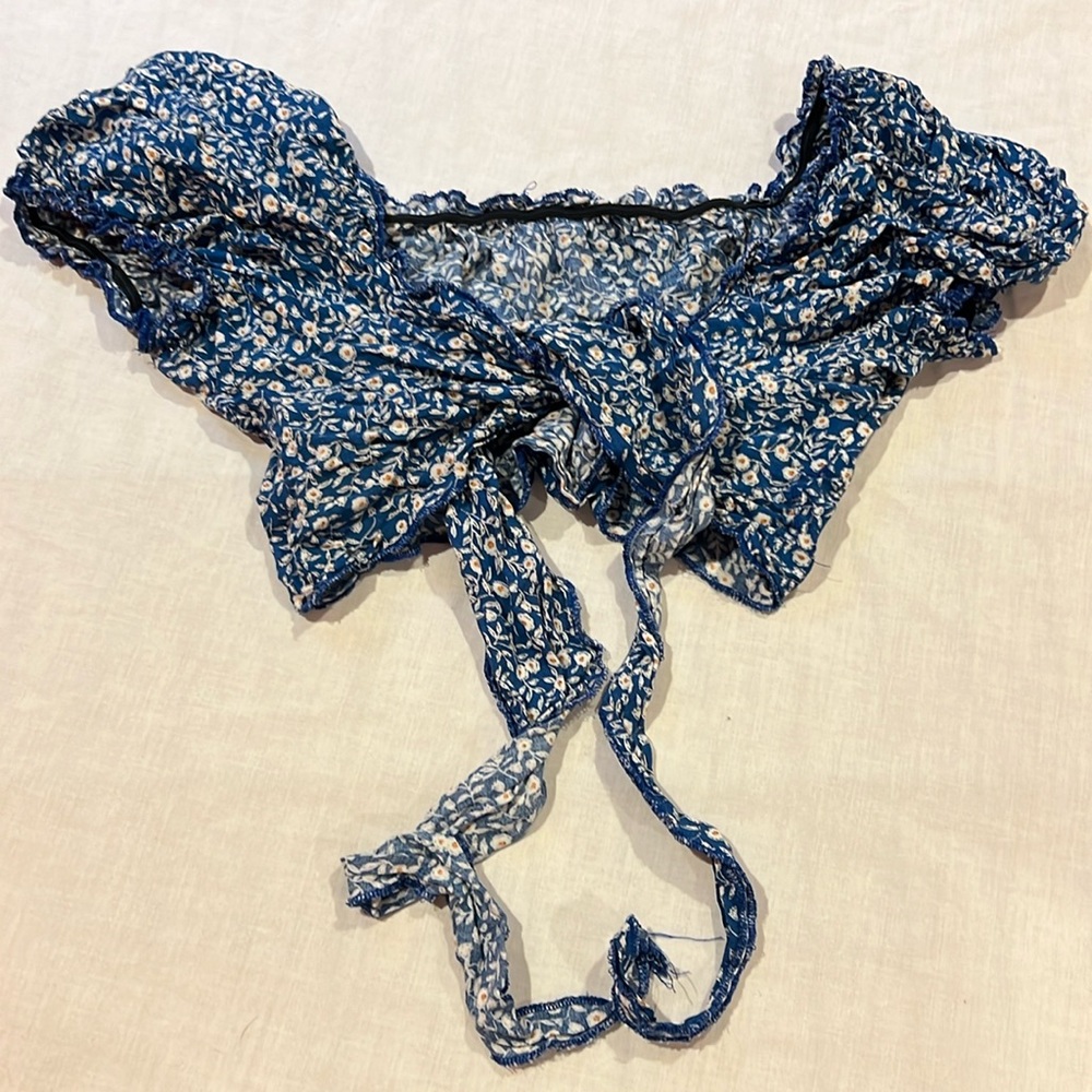 shein tie front puff sleeve ditsy floral crop top blue rayon wrap layer top xs